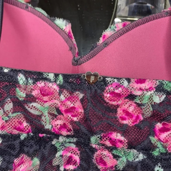 PINK by V.S. Floral Lace Bralette S/P - Picture 5 of 8